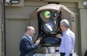 قراصنة يعلنون الاستيلاء على منظومة “الشعاع الحديدي” الليزرية الإسرائيلية (فيديو) قراصنة يعلنون الاستيلاء على منظومة “الشعاع الحديدي” الليزرية الإسرائيلية (فيديو)